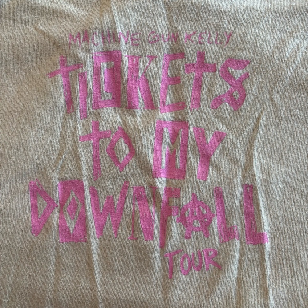 Machine Gun Kelly Beige T-Shirt - Pink Text Men’s Size Medium